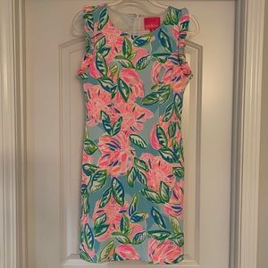 Gorgeous Lily Pulitzer Size 4 Dress with Stretch